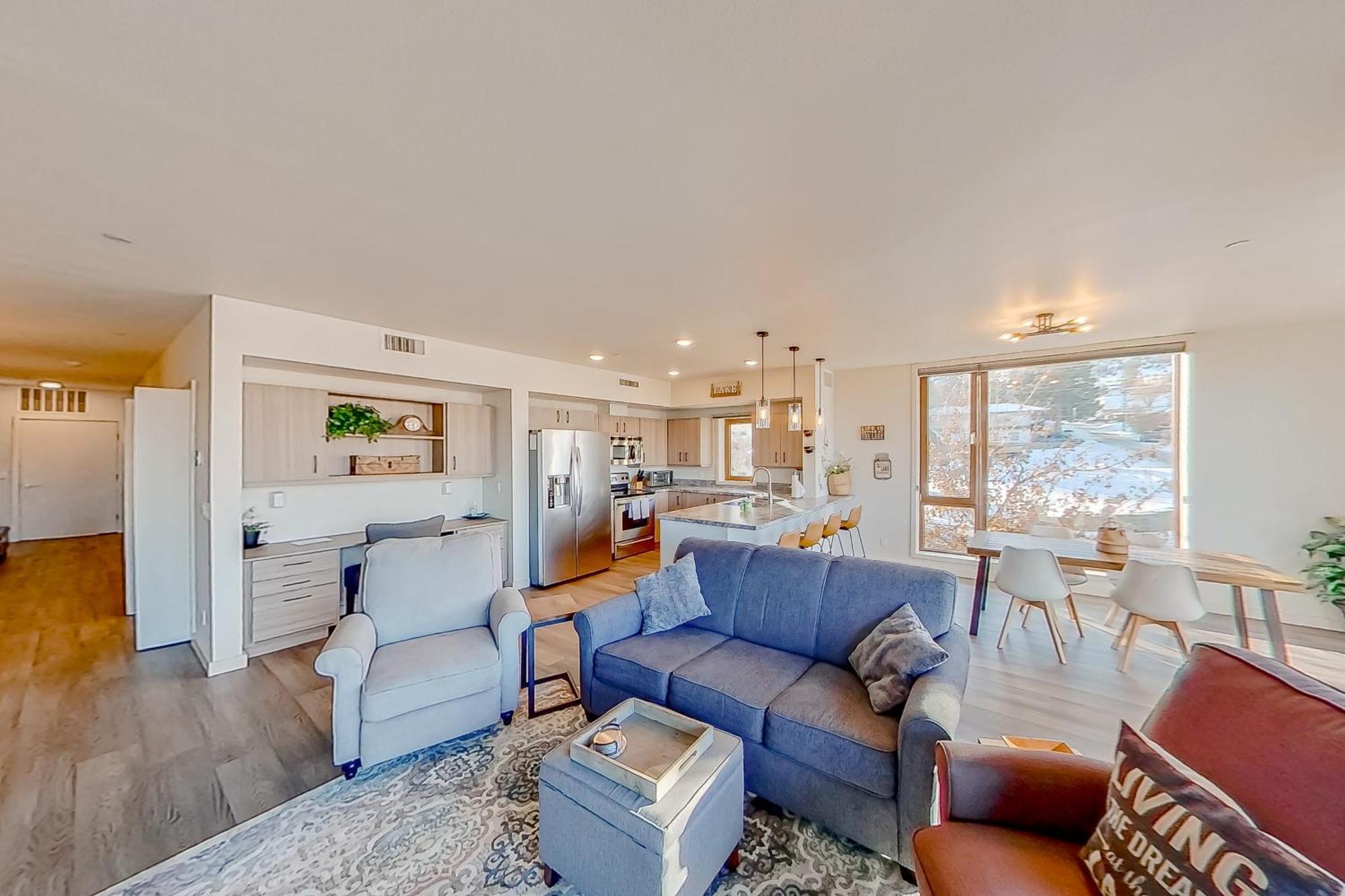Chelan Resort Suites: Comfort By The Lake #201 ภายนอก รูปภาพ